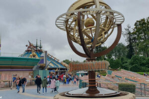Discoveryland (1)_woorld