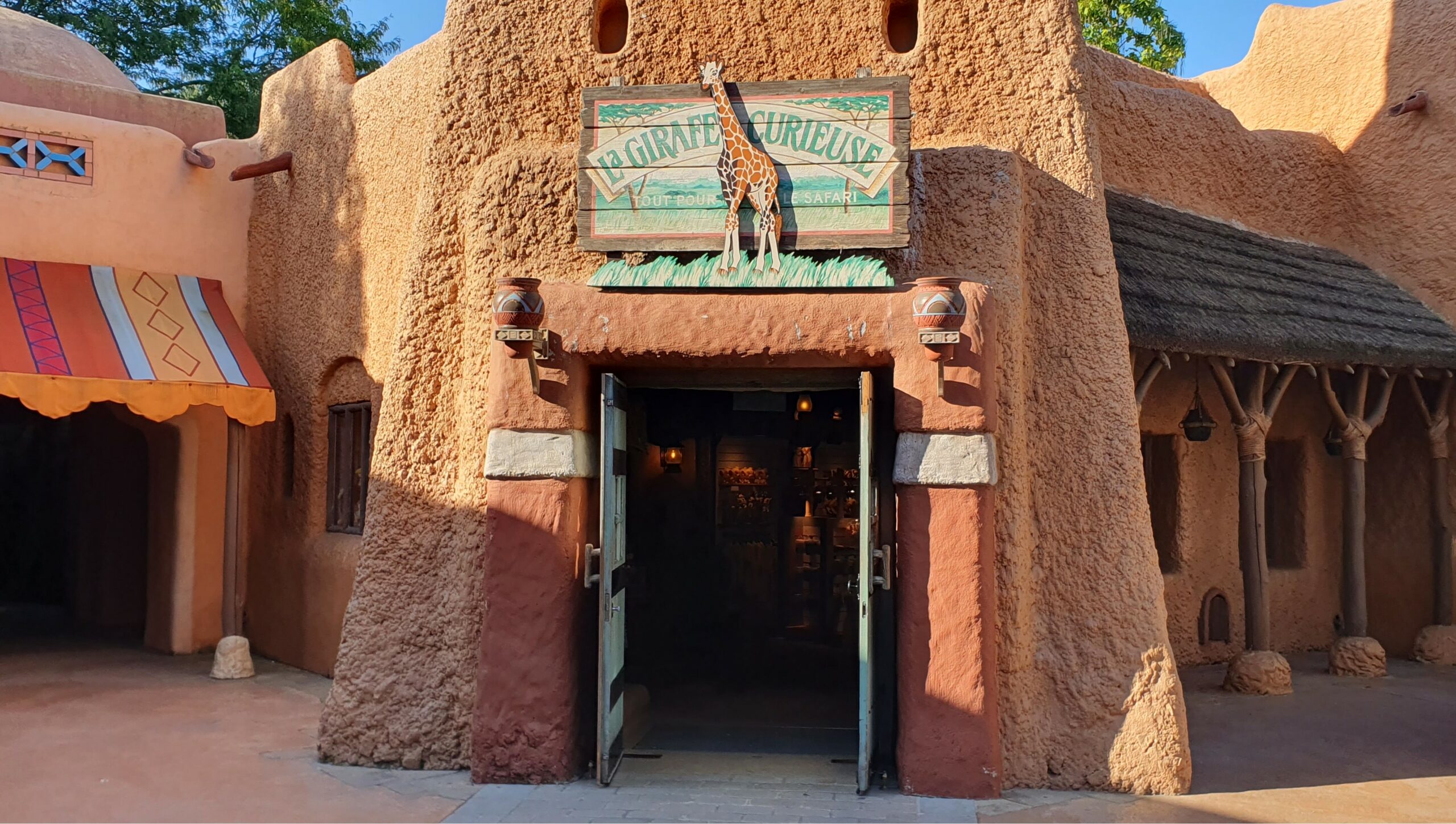 Rapportez un trésor des boutiques d’Adventureland et prolongez votre aventure !
