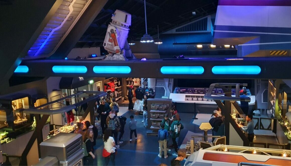 Disneyland - Discoveryland - Boutiques