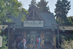 Frontierland (5)_woorld