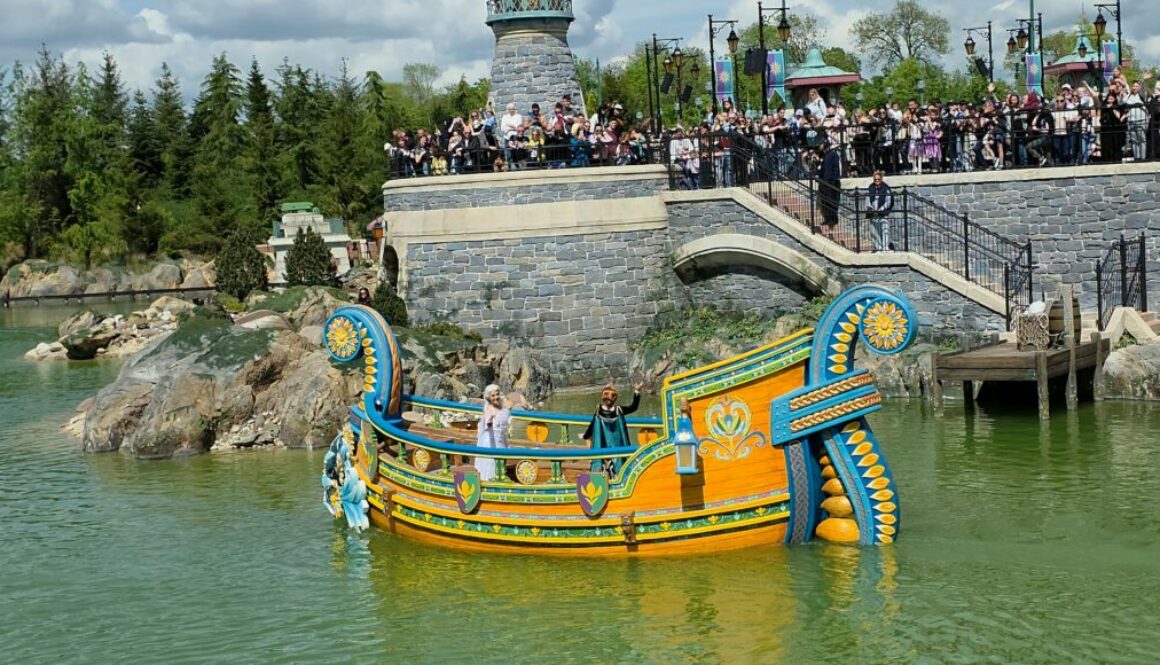 Disney Adventure World - World of Frozen - Spectacles