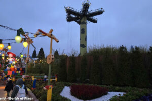Disney Adventure World - Worlds of Pixar (2)-woorld Disney Adventure World - Worlds of Pixar (2)-woorld
